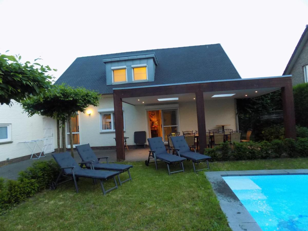 Villa Maas & Kempen Maaseik Exterior photo